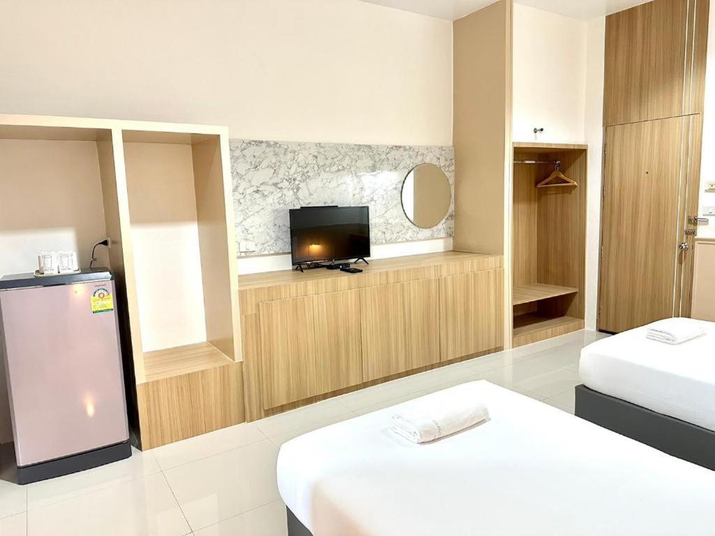 Grand Pl Ville Hotel Phatthalung Eksteriør billede